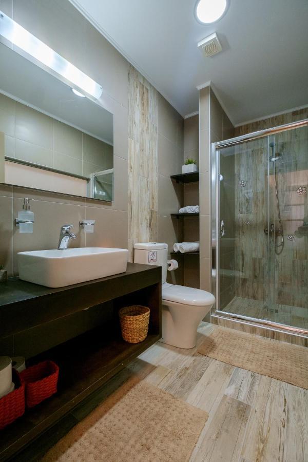 Home With Courtyard In Beating Heart Of Old Town! Chania  Exterior foto
