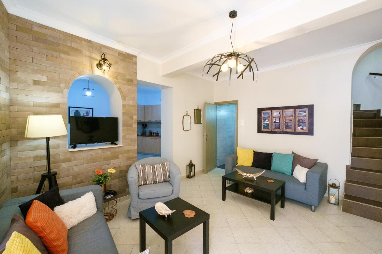 Home With Courtyard In Beating Heart Of Old Town! Chania  Exterior foto