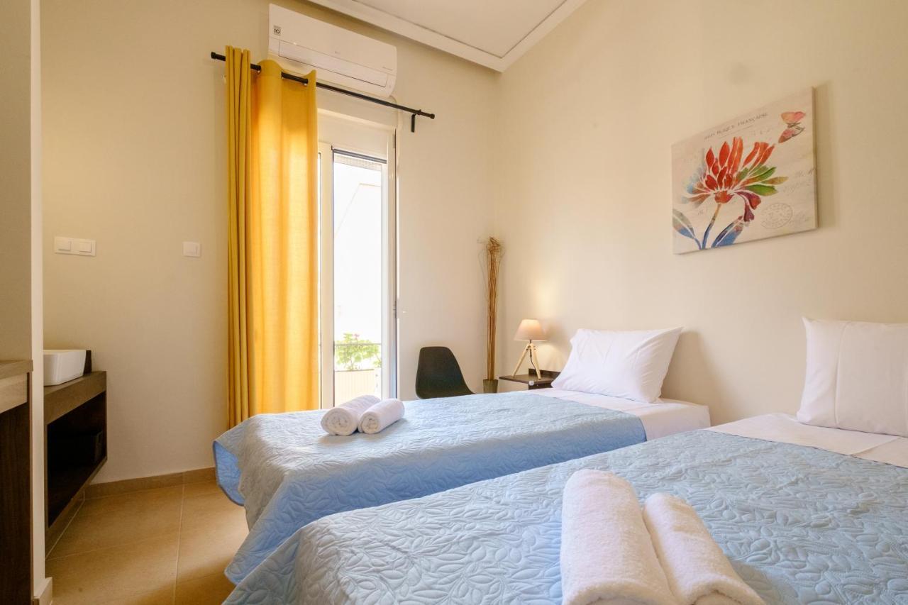 Home With Courtyard In Beating Heart Of Old Town! Chania  Exterior foto